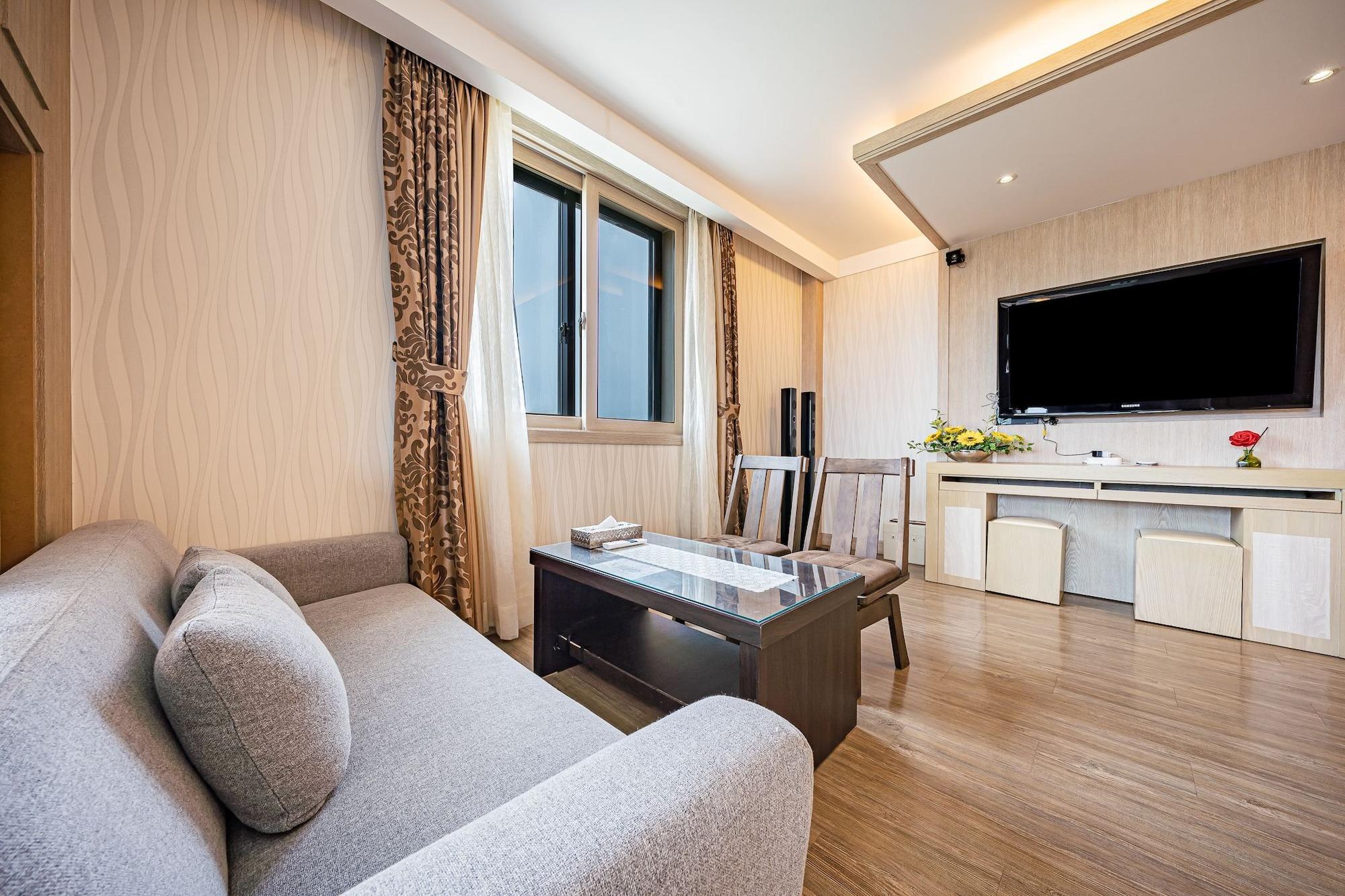 Incheon Prince Hotel Экстерьер фото