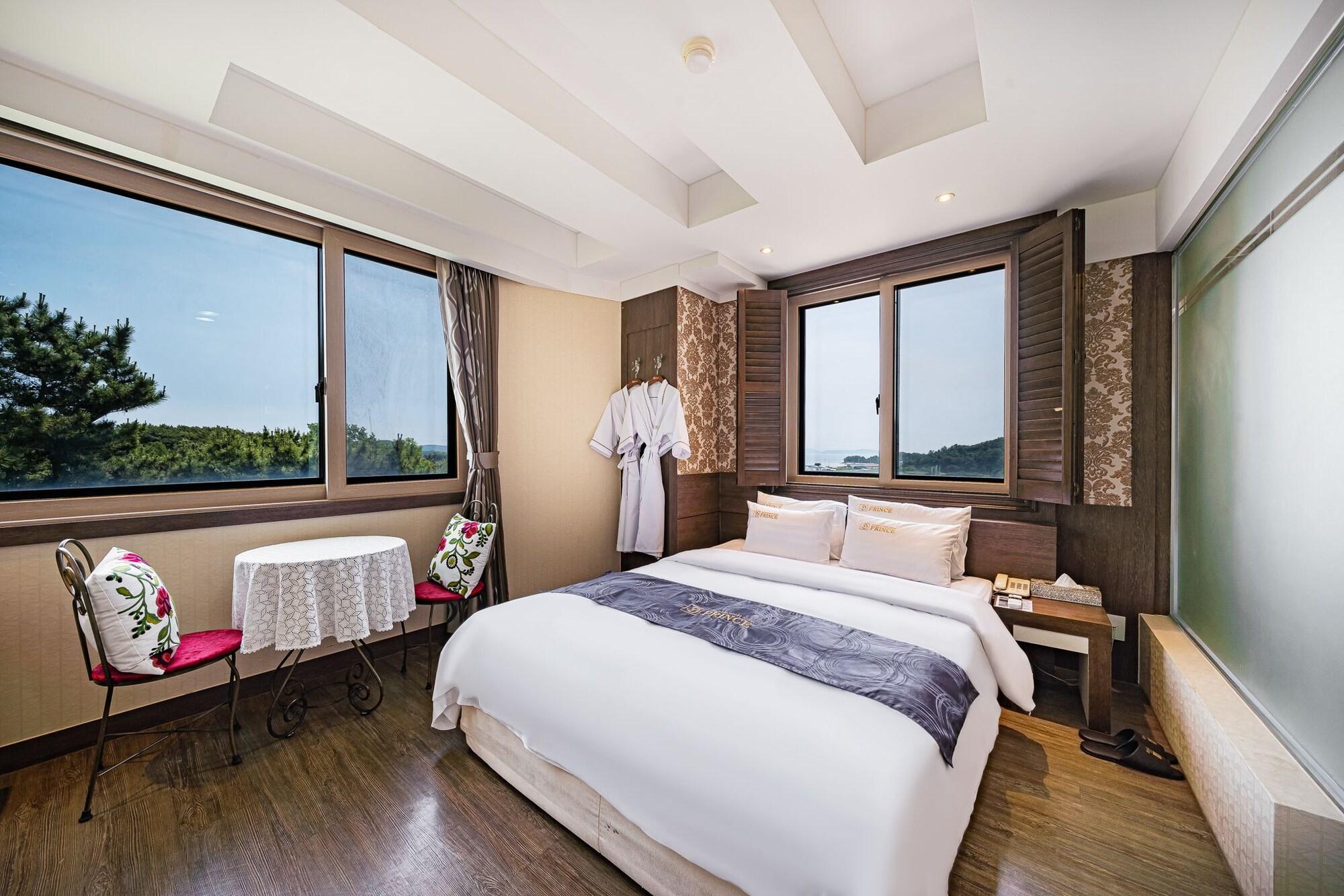 Incheon Prince Hotel Экстерьер фото