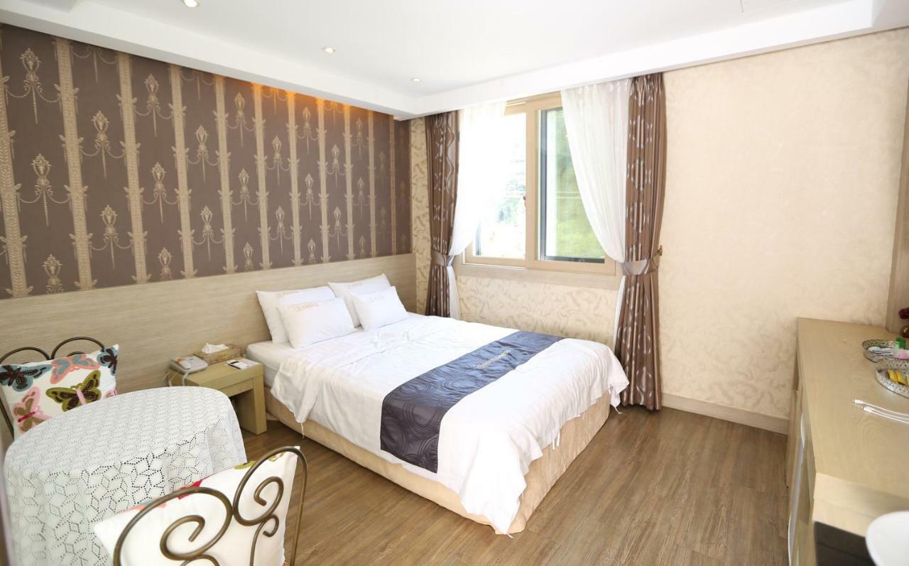 Incheon Prince Hotel Экстерьер фото