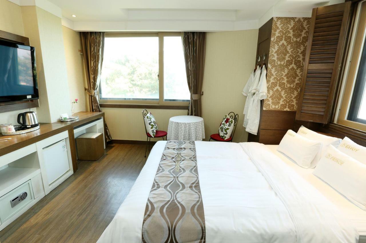 Incheon Prince Hotel Экстерьер фото